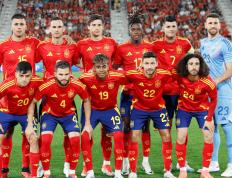 IM体育下载-包含欧洲传统劲旅西班牙轻松取胜，欧预赛表现抢眼的词条