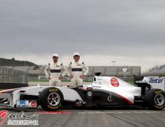 IM体育下载-阿斯顿马丁险胜索伯车队，佩雷兹带队取胜