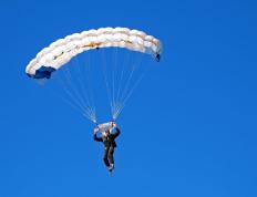 IM体育平台-不朽的封神夜，詹姆斯在抢七的烈焰中铸就永恒