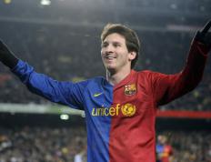 IM体育官方平台-末节之王！德罗赞独揽18分接管比赛，开拓者主场狂胜鹈鹕迎三连胜