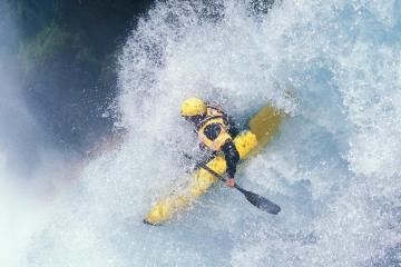 IM Sport-雷霆对阵马刺，米切尔关键进球定乾坤