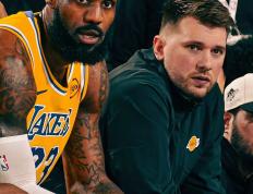 IM体育平台-快船爆冷尼克斯，詹姆斯统治全场的简单介绍