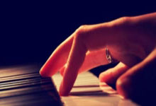 IM Sport-cba超级巨星詹姆斯哈登受伤暂停比赛，恐影响转会进程的简单介绍