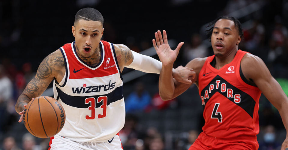 IM体育在线注册-包含猛龙主场击败猛龙，取得新赛季首胜的词条