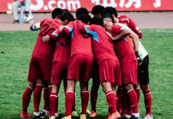 IM体育赛事直播入口-关于大圆梦惊艳全场，球队夺得决赛门票的信息