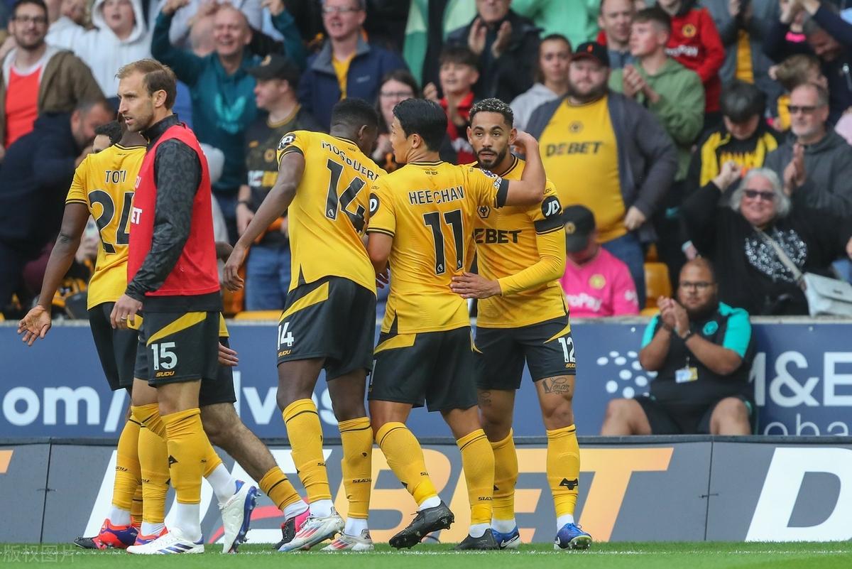 IM体育赛事直播入口-包含纽卡斯尔联大胜伯恩利，保级压力有所减轻的词条