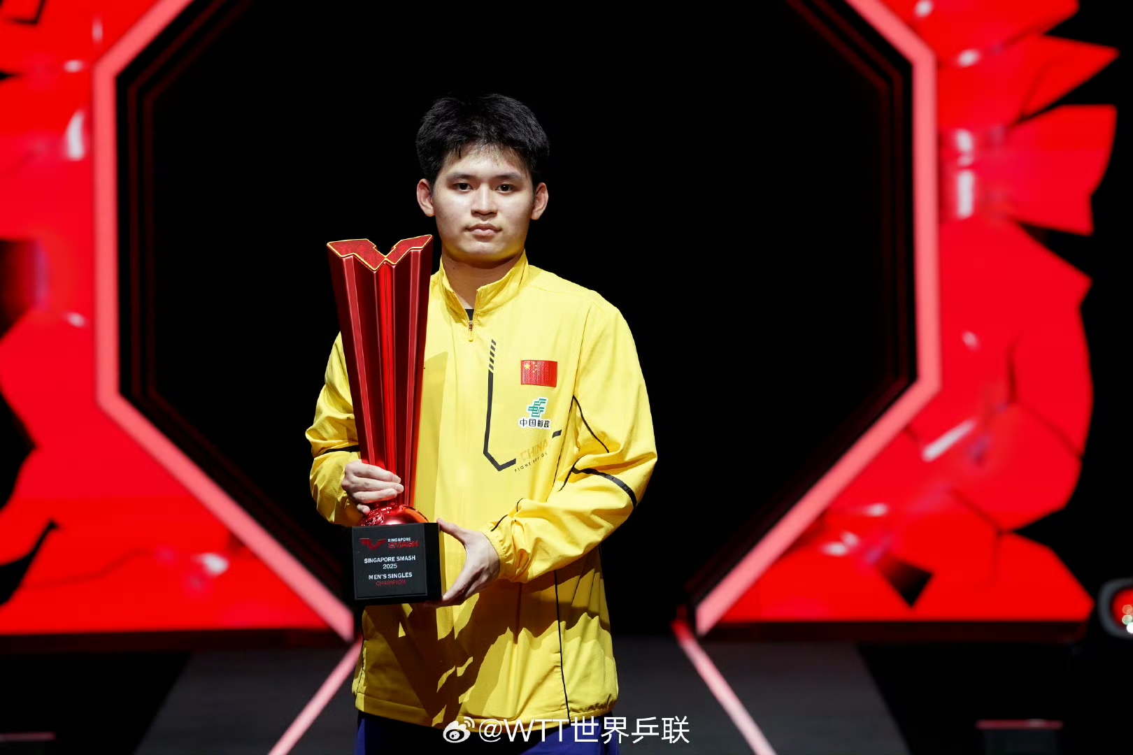 IM体育官网-关于球场上的荣耀较量,胜者将叱咤风云的信息