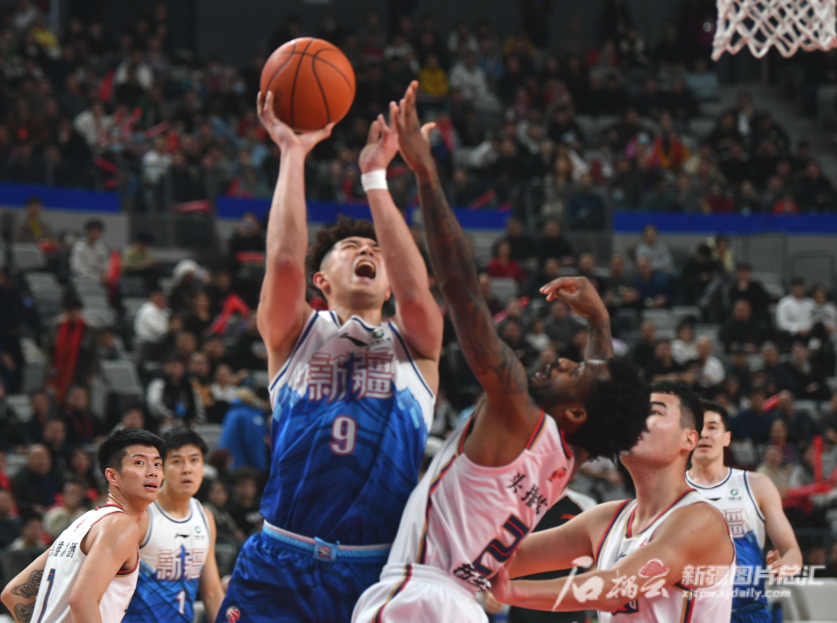 IM体育官方平台-江苏明日将在主场对阵南京同曦队