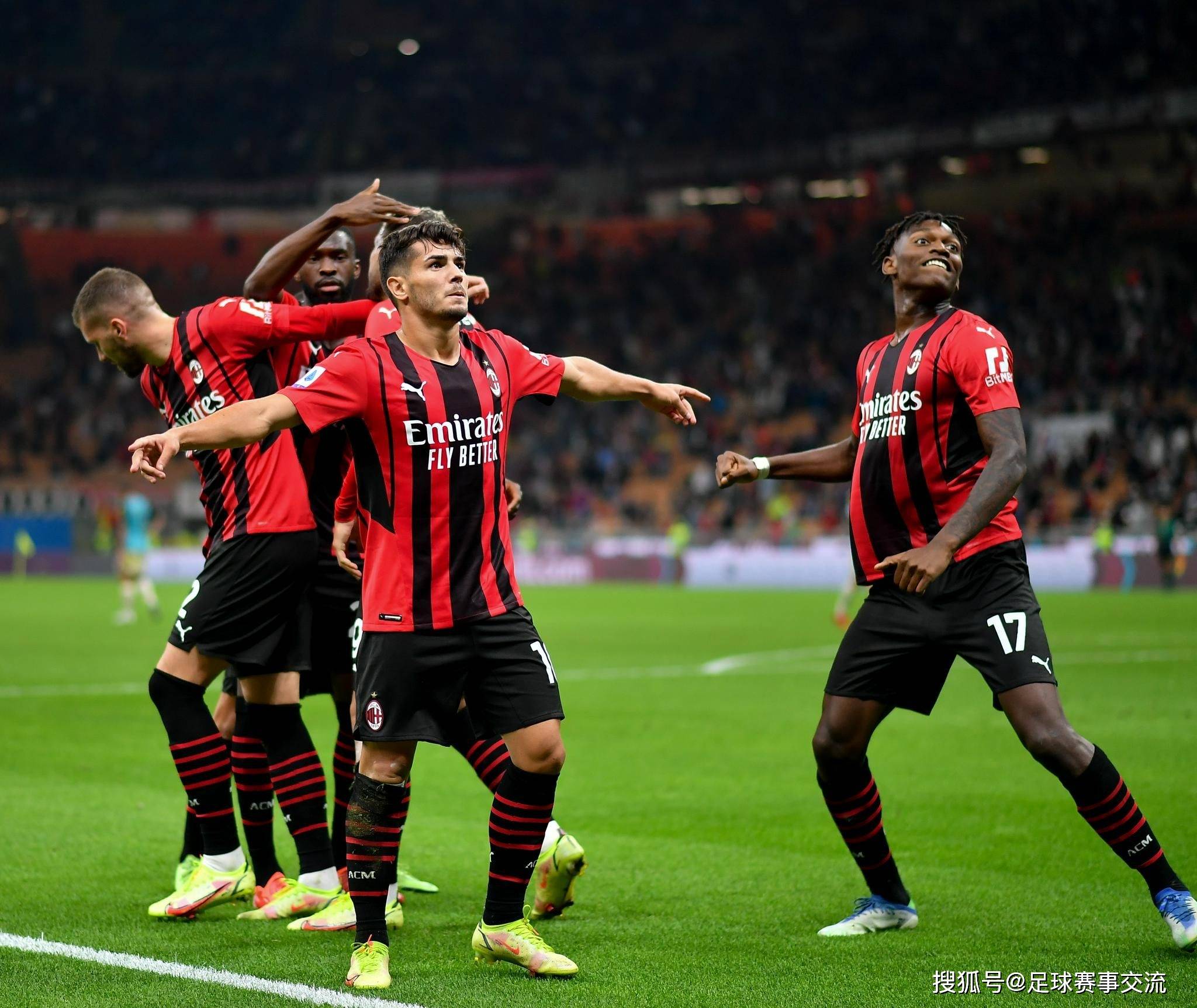 IM体育数据分析平台-莱比锡红牛碾压AC米兰，法比尼奥关键制胜的简单介绍