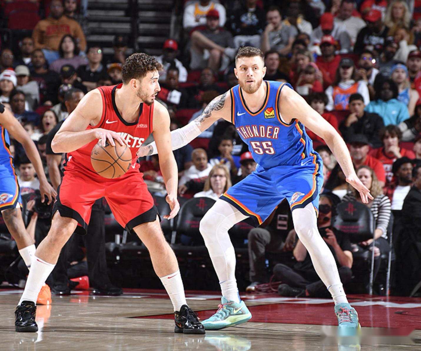 IM体育社区互动入口-深圳队逆转湖人,范弗利特点燃赛场的简单介绍