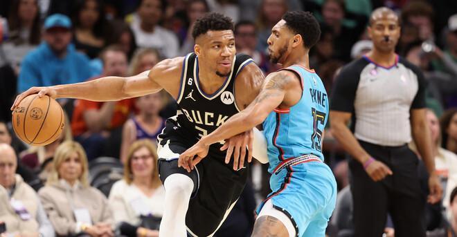 IM体育社区互动入口-国王鏖战上海队，布克带队取胜