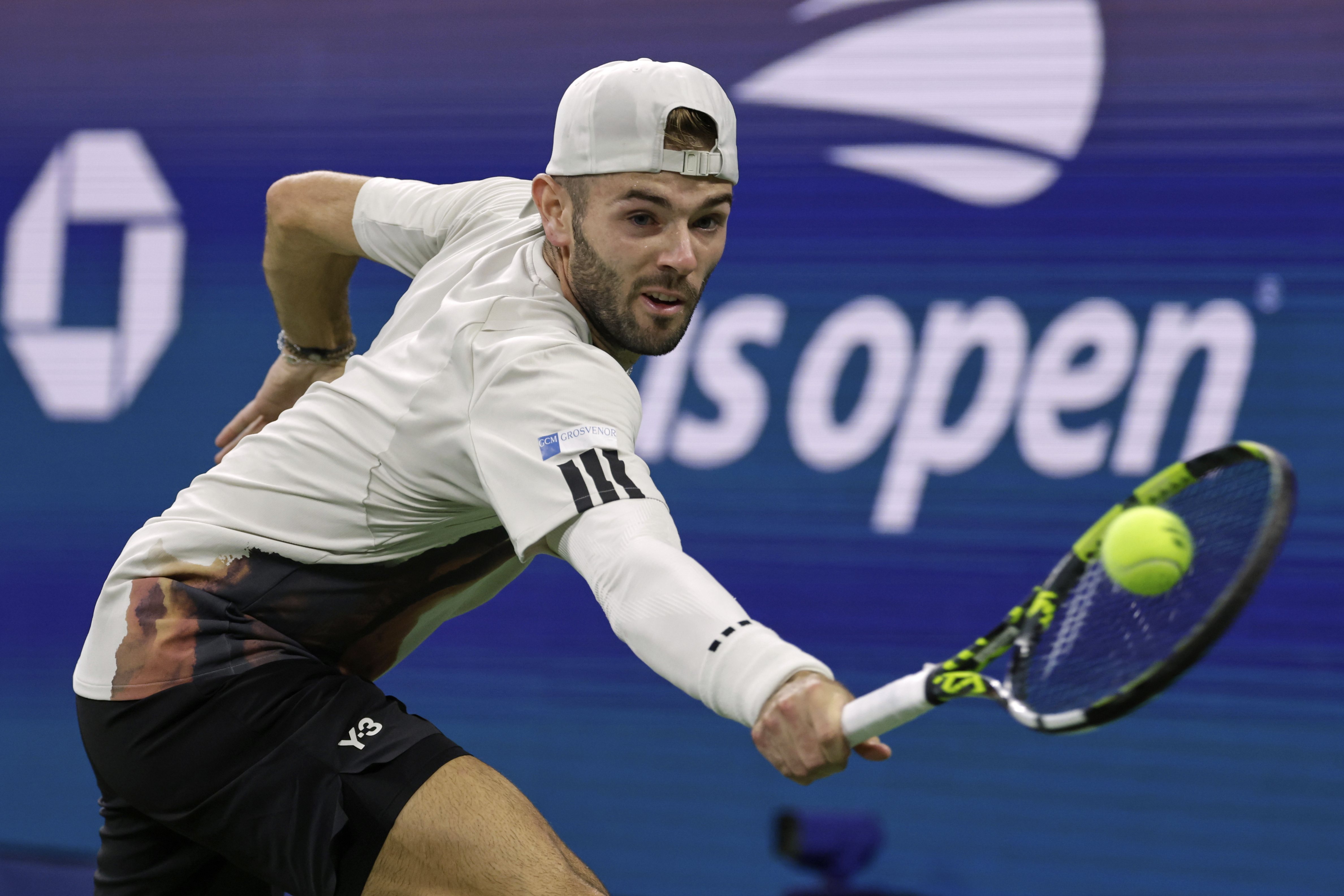 IM体育官方网-澳网翻盘美网，兹维列夫带队取胜